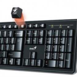 GENIUS Vezeték Nélküli Billentyűzet + egér KM-8200 Smart, USB Dual Color (KM-8200DC)