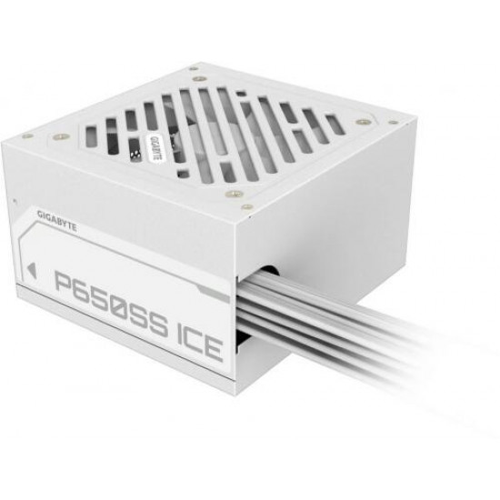GIGABYTE Tápegység 650W 80+ Silver GIGABYTE Tápegység 650W 80+ Silver